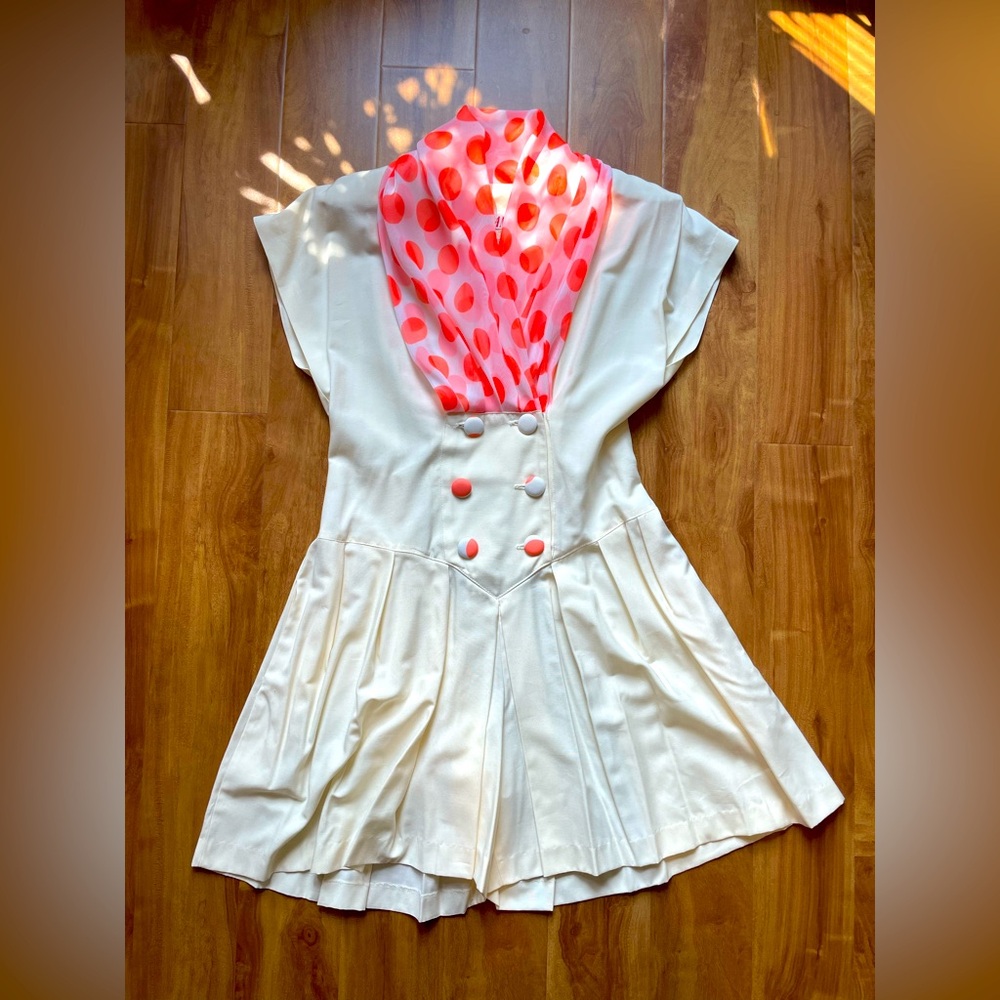 Vintage 90s White & Bright Coral Polka Dot Pleated 'Lori Ann' Romper Sz M/L